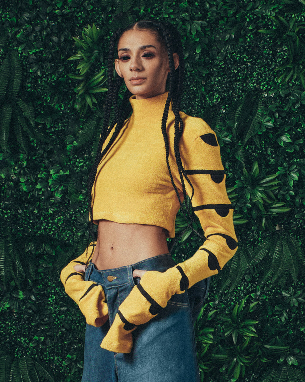 CATERPILLAR SCALLOP CROP TOP